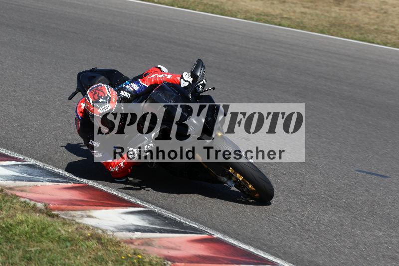 Archiv-2022/50 09.08.2022 MSS und TÖFF Track Day ADR/Gruppe rot/unklar